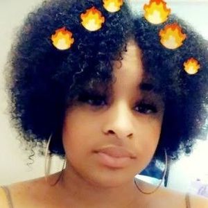 Meet your Posher, Charna